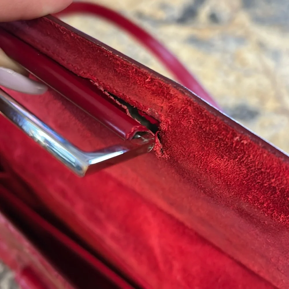 Salvatore Ferragamo Gancini embossed leather bag - Picture 13 of 16